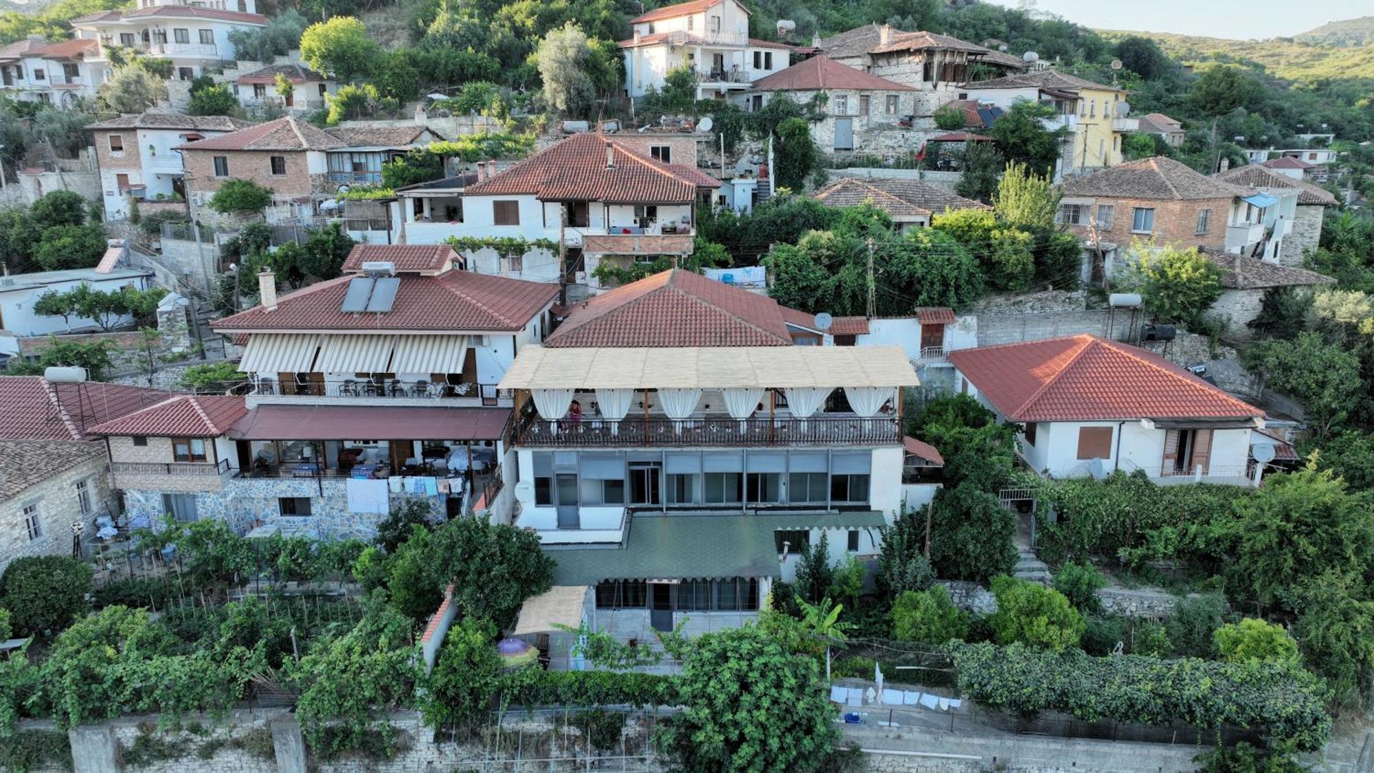 Vila Spahiu 베라트 외부 사진