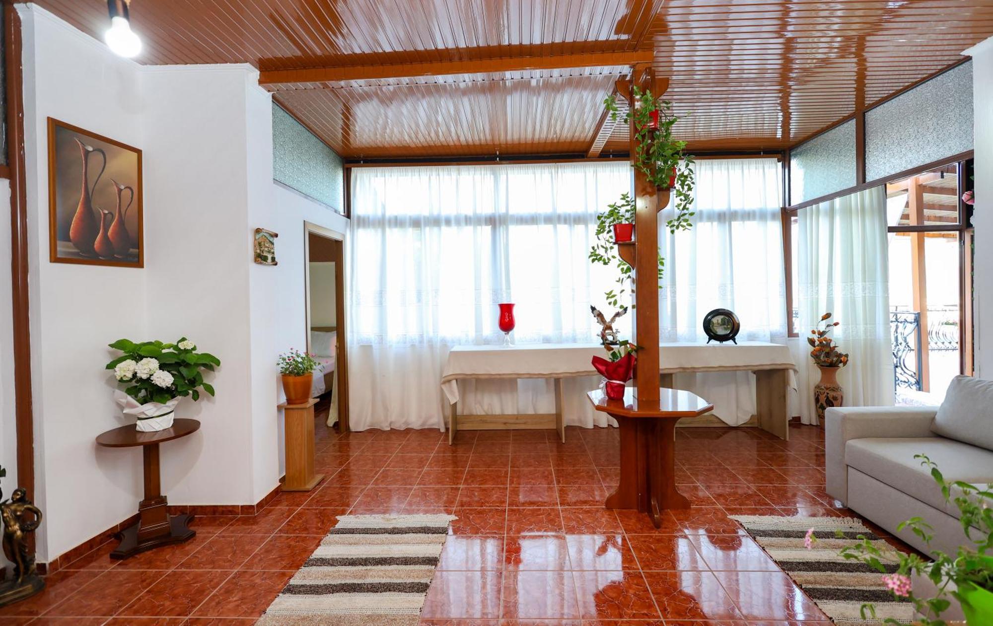 Vila Spahiu 베라트 외부 사진